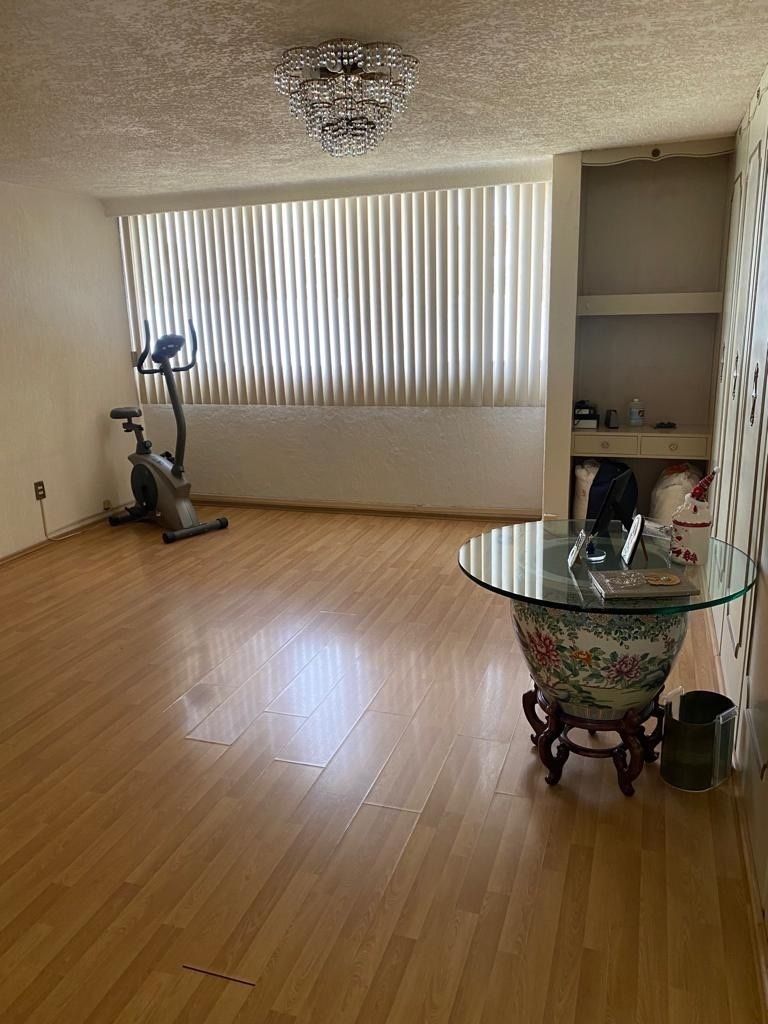 Se vende casa como terreno en reforma en lomas Chapulteoec para remodelar - foto 2