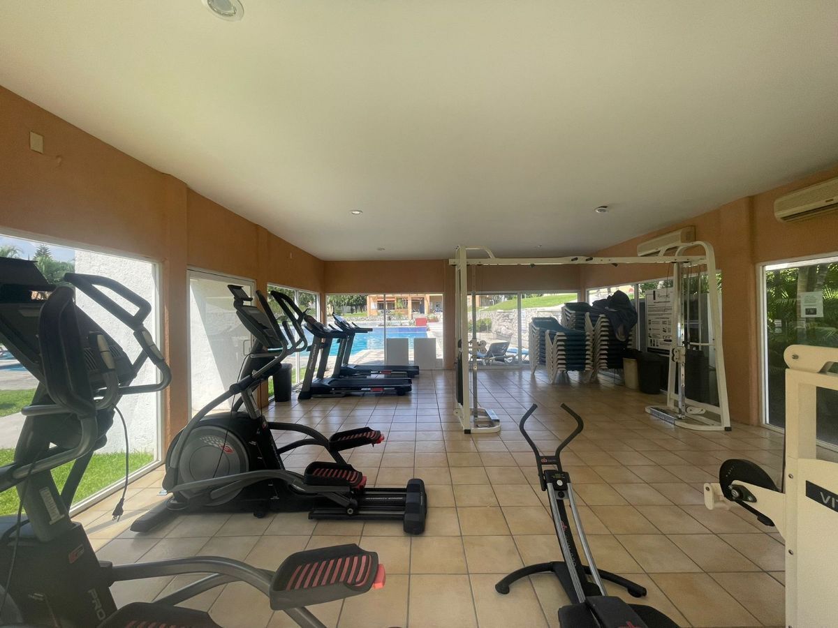 24 de 24: Gimnasio