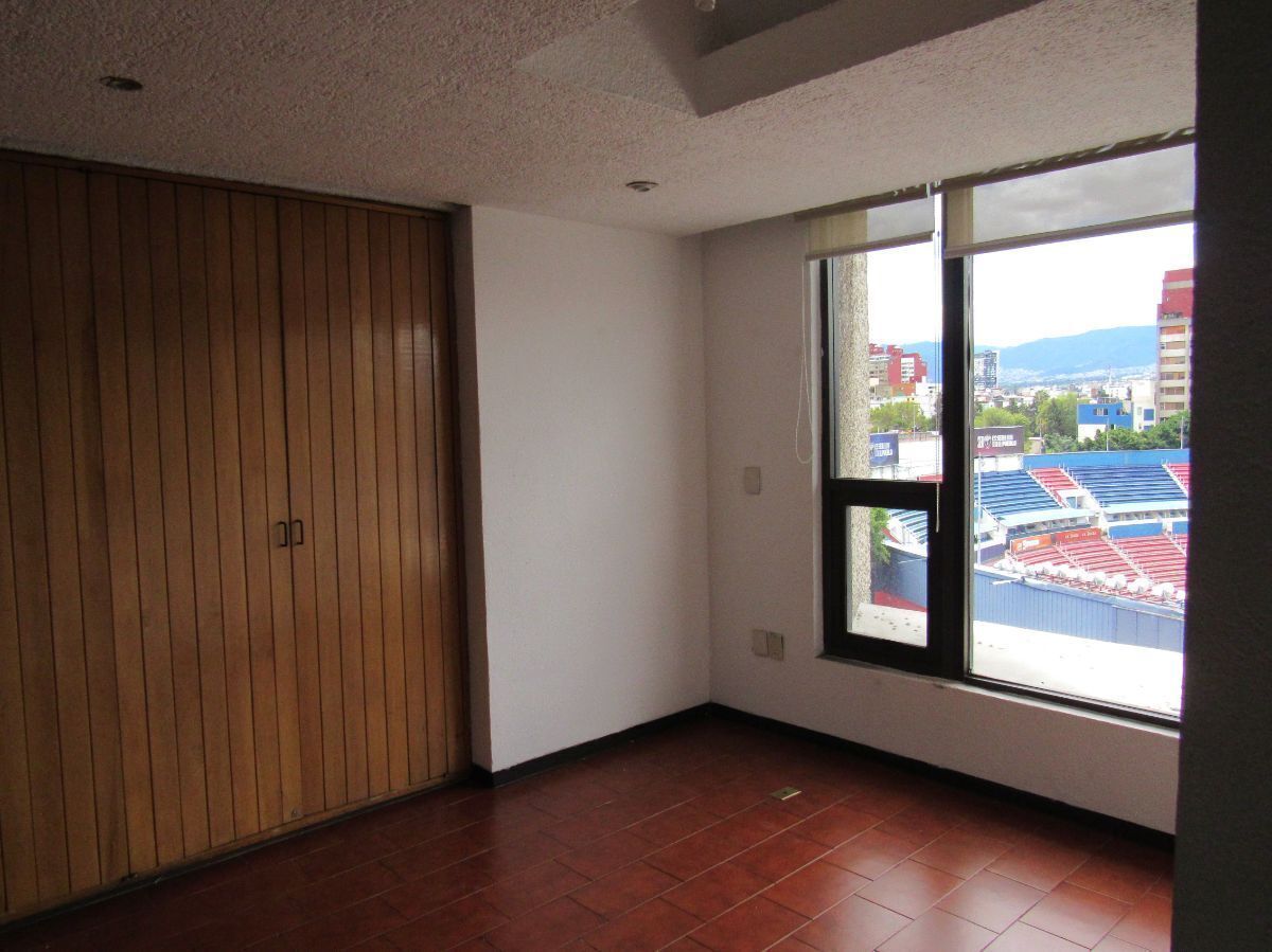 4 de 12: Oficina en Venta en Nápoles Rayo Vende ®