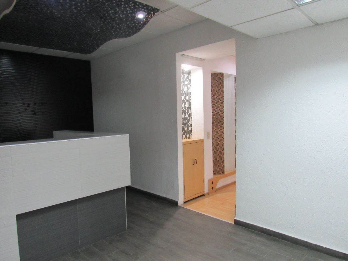9 de 12: Oficina en Venta en Nápoles Rayo Vende ®
