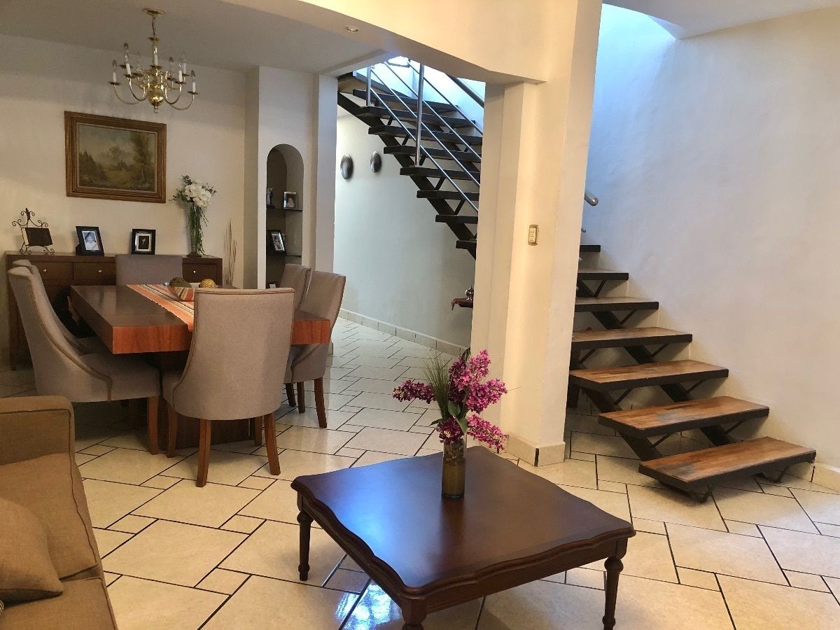 Casa a la Venta en Zona Centro