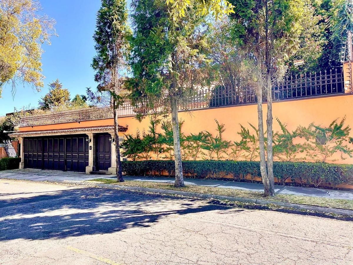 Venta exclusiva residencia en Bosque de las Lomas - foto 4