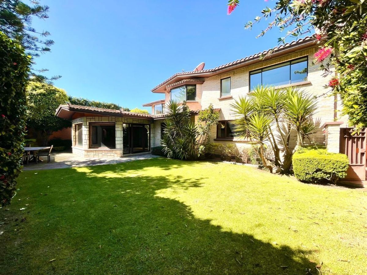 Venta exclusiva residencia en Bosque de las Lomas - foto 5