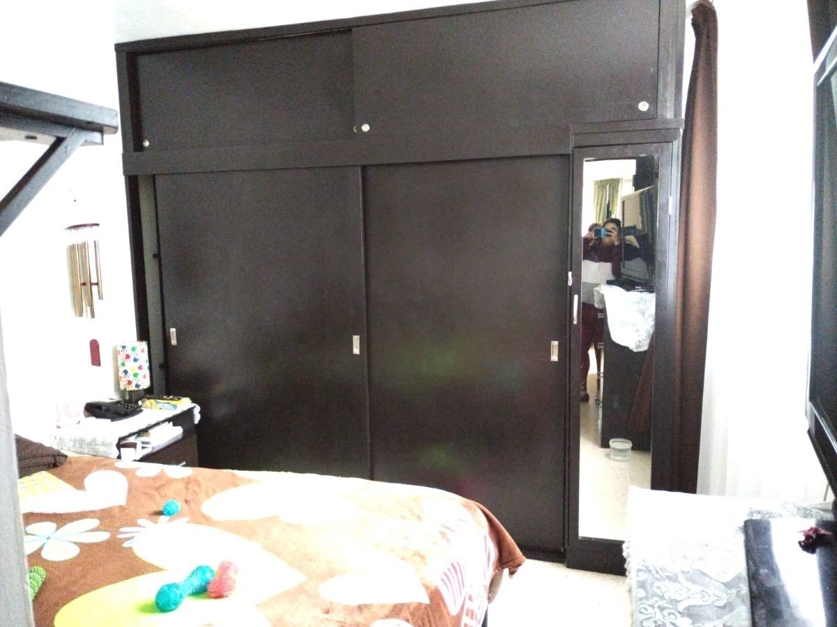 4 of 14: Clóset Recámara 1