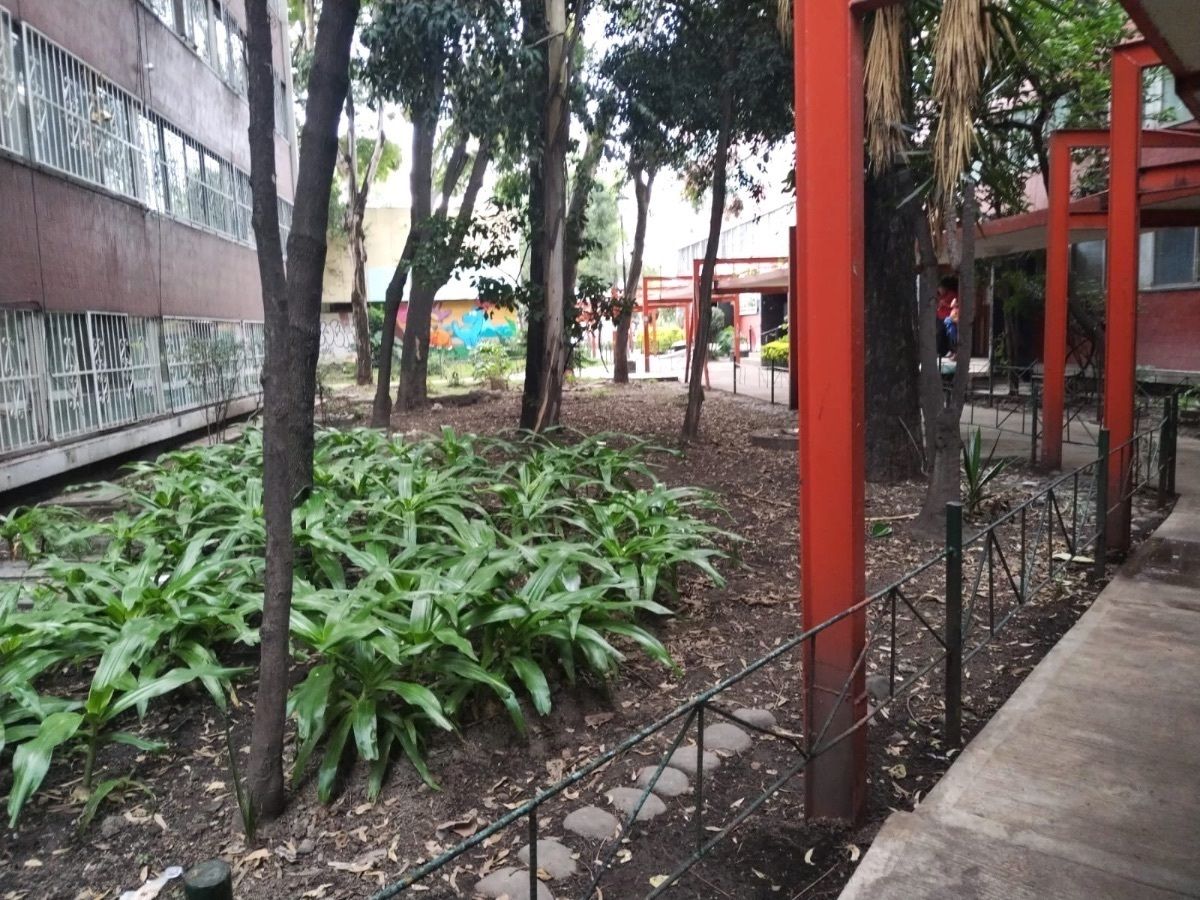 13 of 14: Área de Juegos infantiles