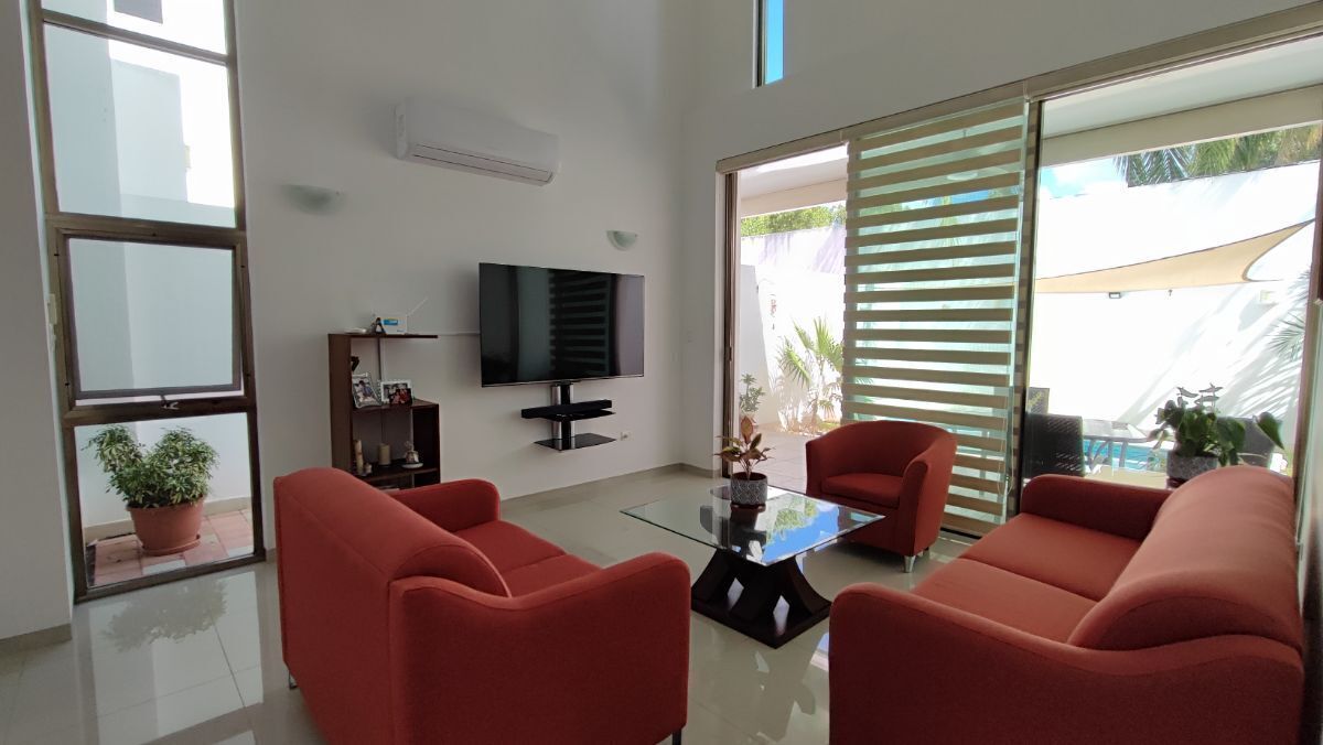 10 de 33: *Muebles y accesorios no incluidos