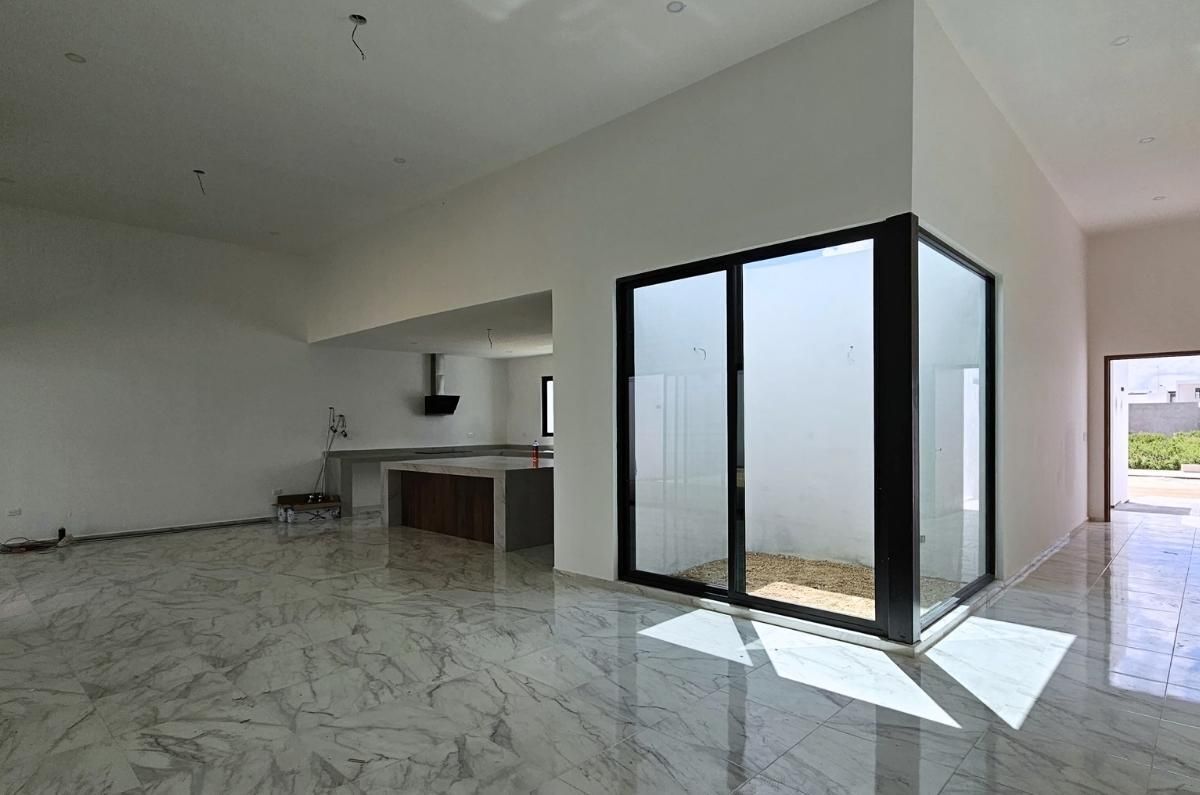 2 de 10: Sala- Comedor