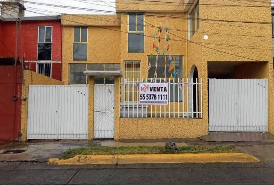 1 de 25: Fachada de la propiedad.