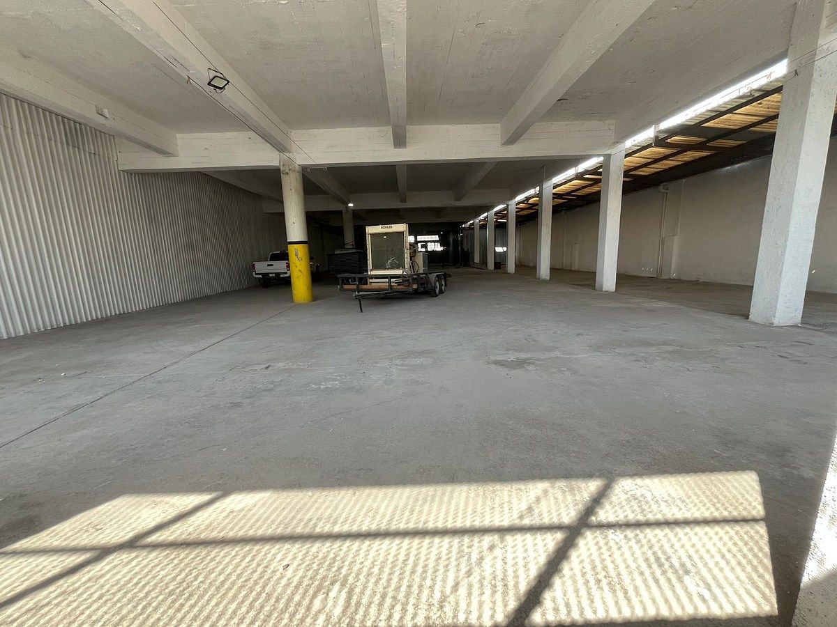Bodega comercial en Ciudad Universitaria, San Nicolás de los Garza, foto 7 de 12