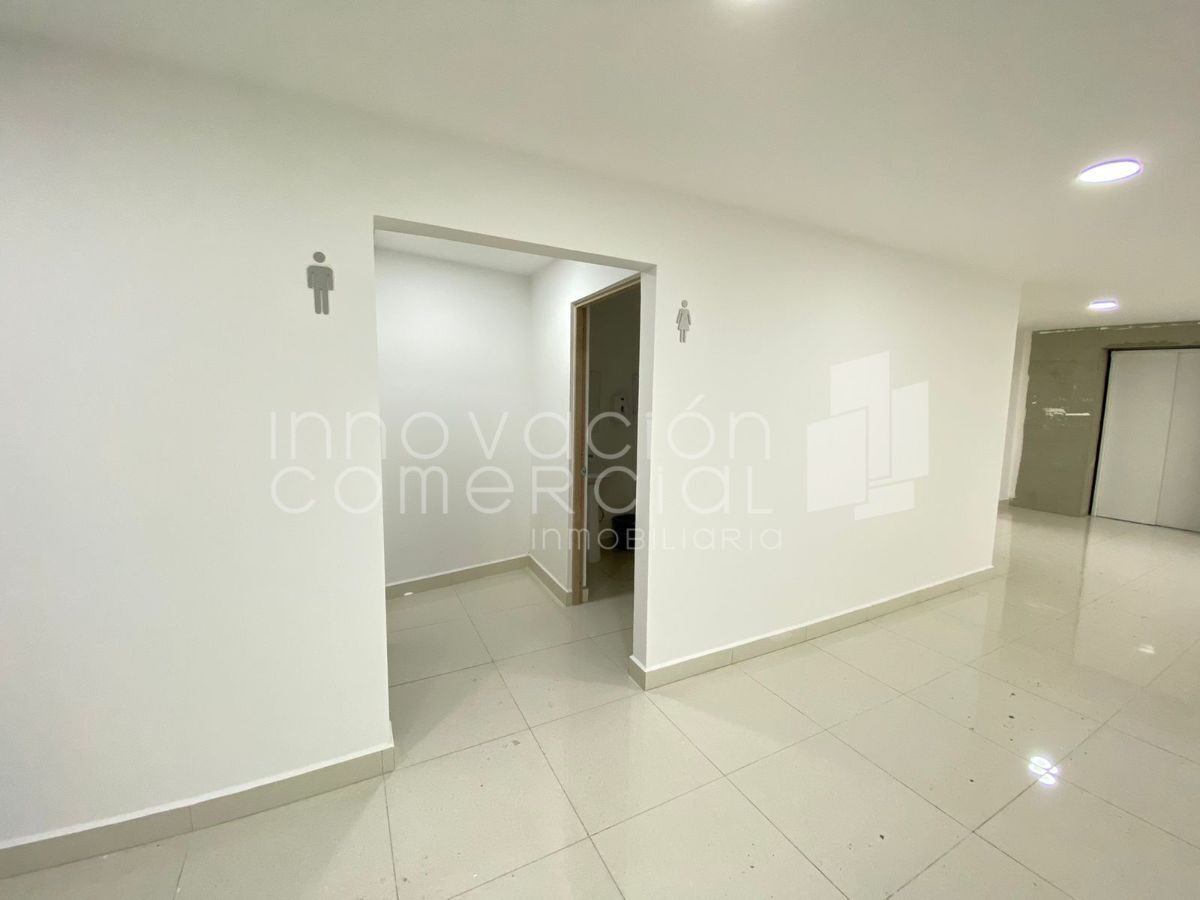 12 de 21: Baños en cada piso