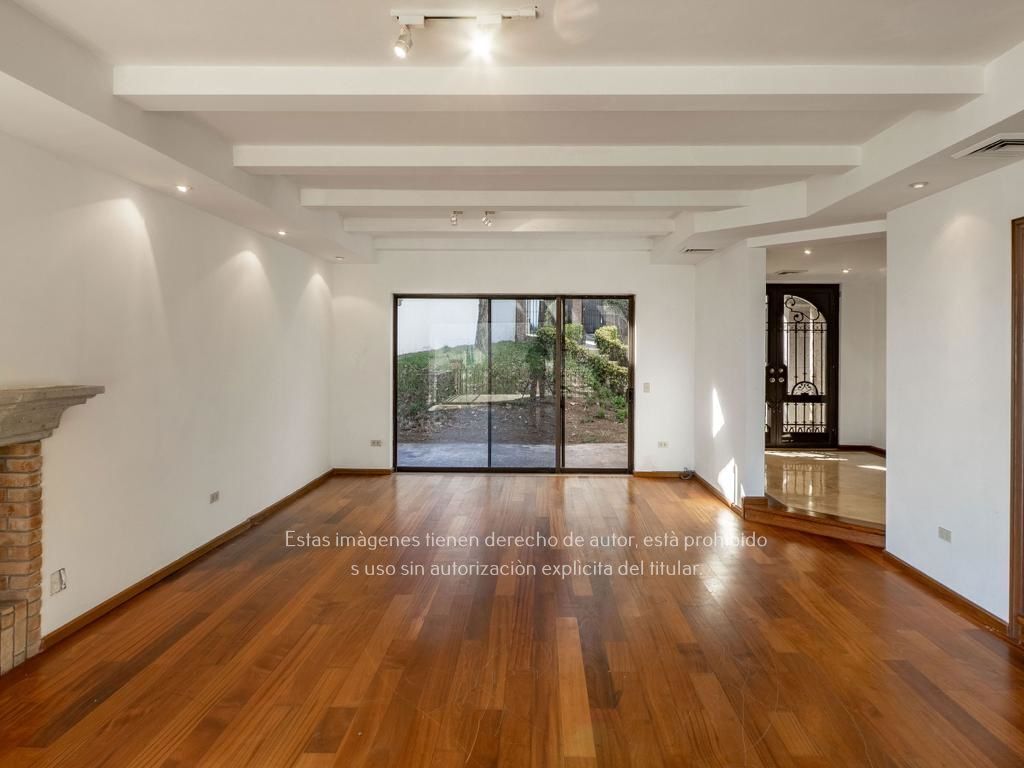 1 of 33: Casa en Venta Col. Villa Montaña