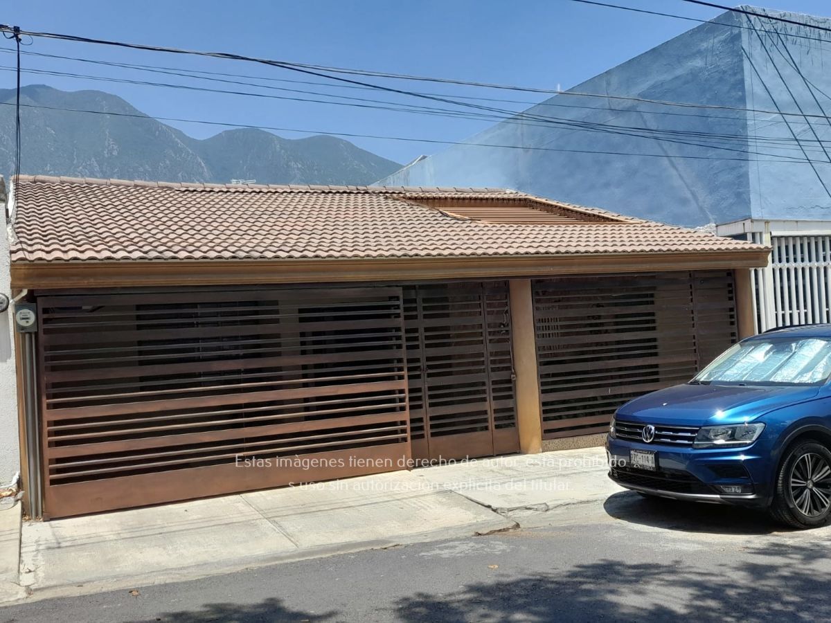 2 de 20: Casa en Venta en Satelite Monterrey