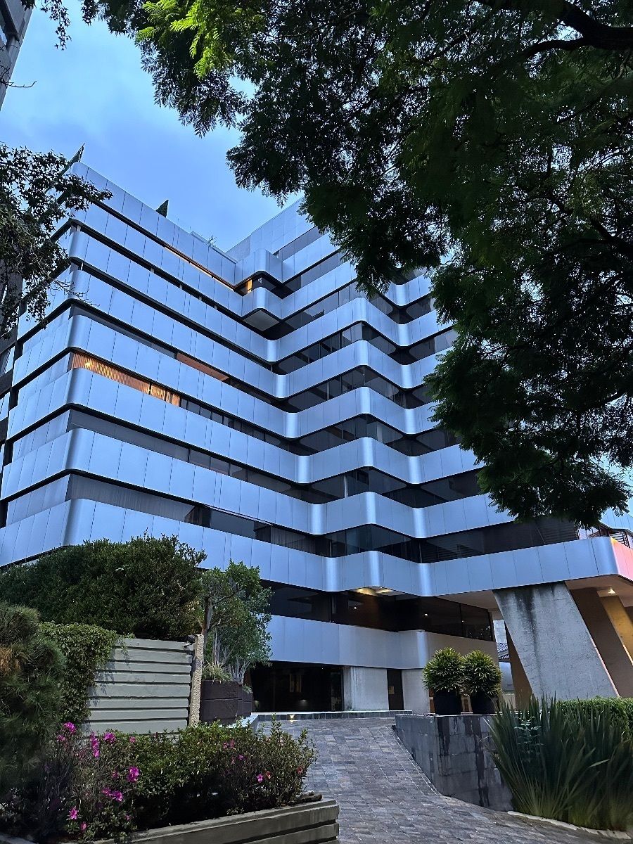 AMPLIO DEPARTAMENTO EN VENTA EN JARDINES EN LA MONTAÑA. TRES RECAMARAS, foto 1 de 16