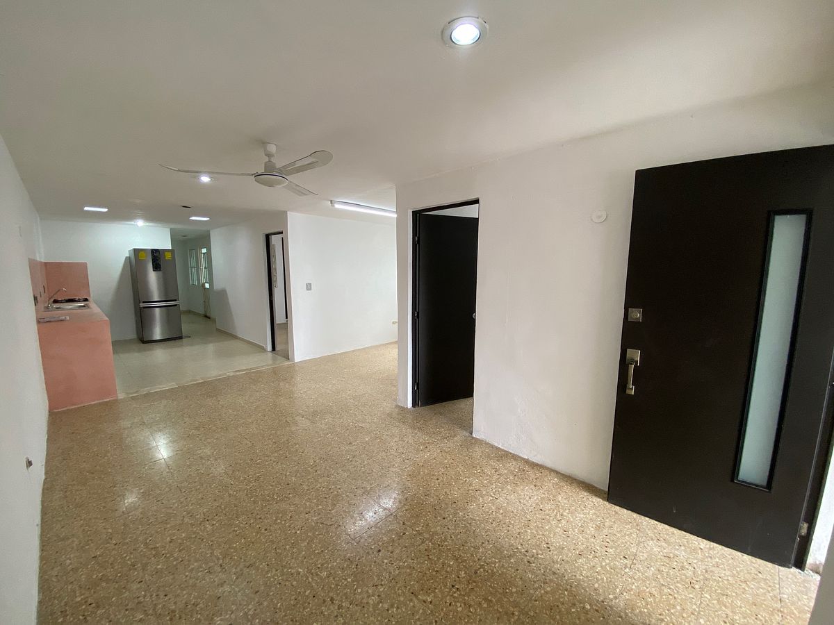 Casa em Jose Maria Iturralde, Mérida, foto 3 de 29
