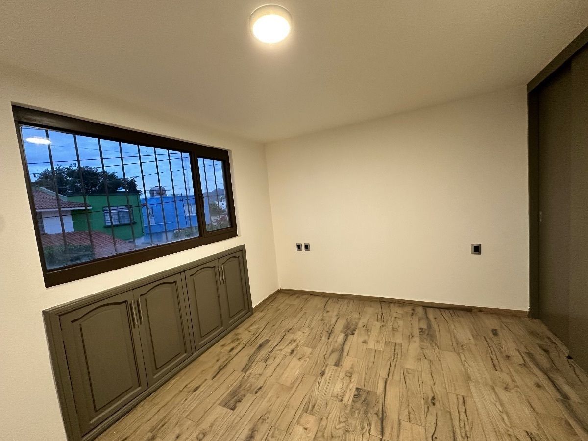 5 of 14: Recámara Secundaria