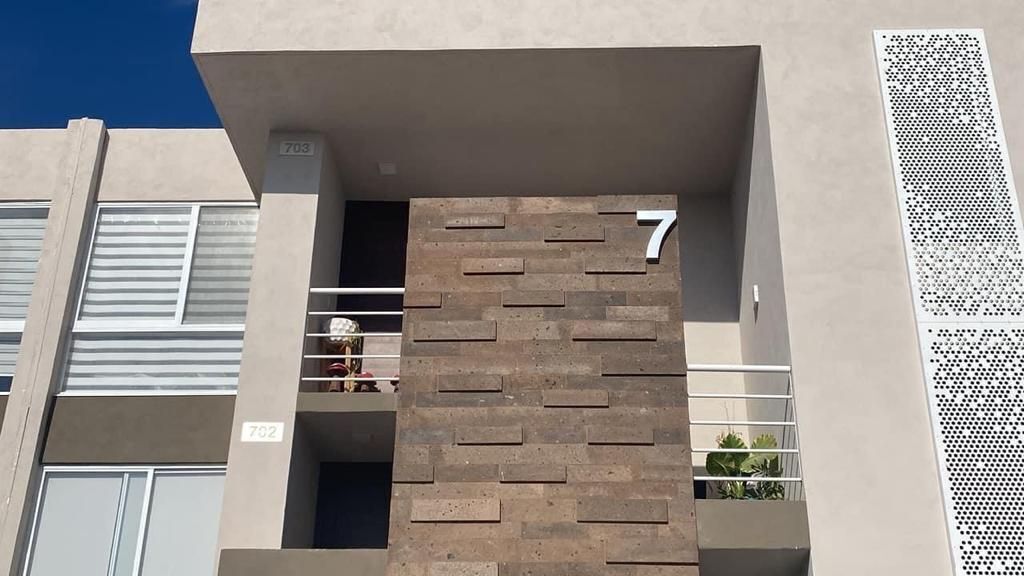 1 de 19: Fachada