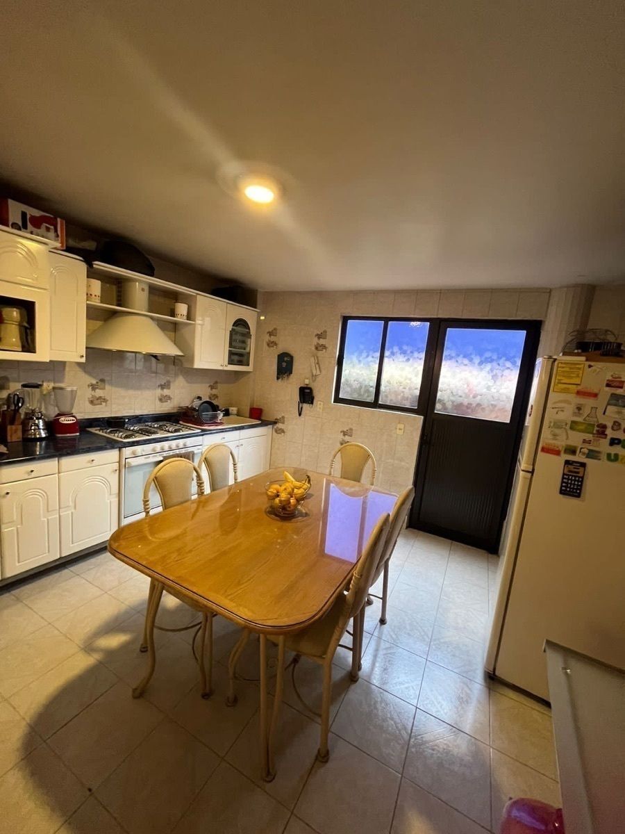CASA PARA REMODELAR O COMO TERRENO - foto 5