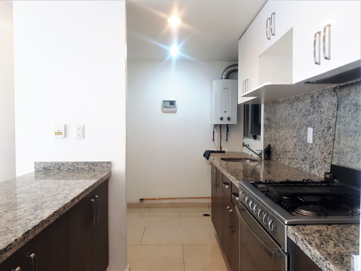 3 of 43: Cocina