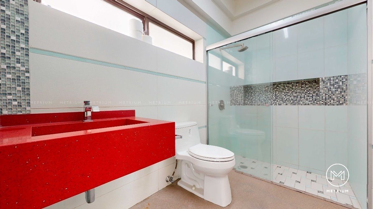 7 de 47: Baño Piscina