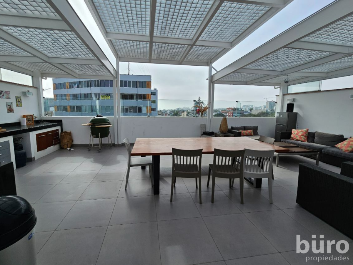 1 de 39: Gran Terraza con BBQ en el segundo piso del PH c/ baño visit
