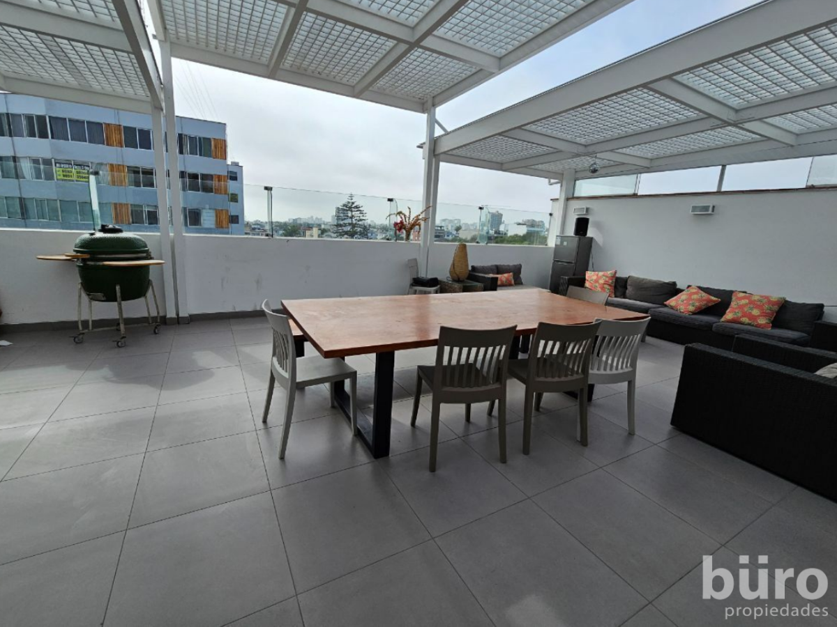 6 de 39: Gran Terraza con BBQ en el segundo piso del PH c/ baño visit