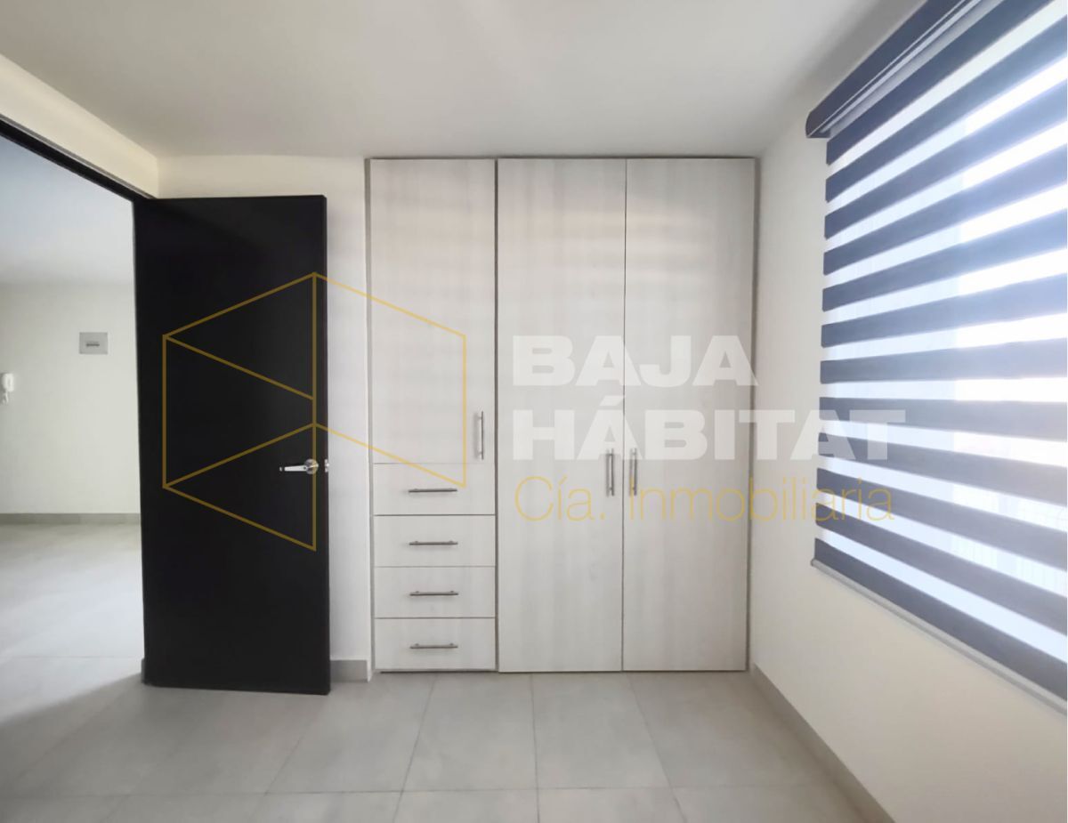 29 de 37: Closet recamara secundaria