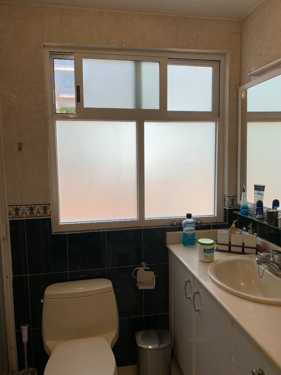 26 de 35: BAÑO PRINCIPAL