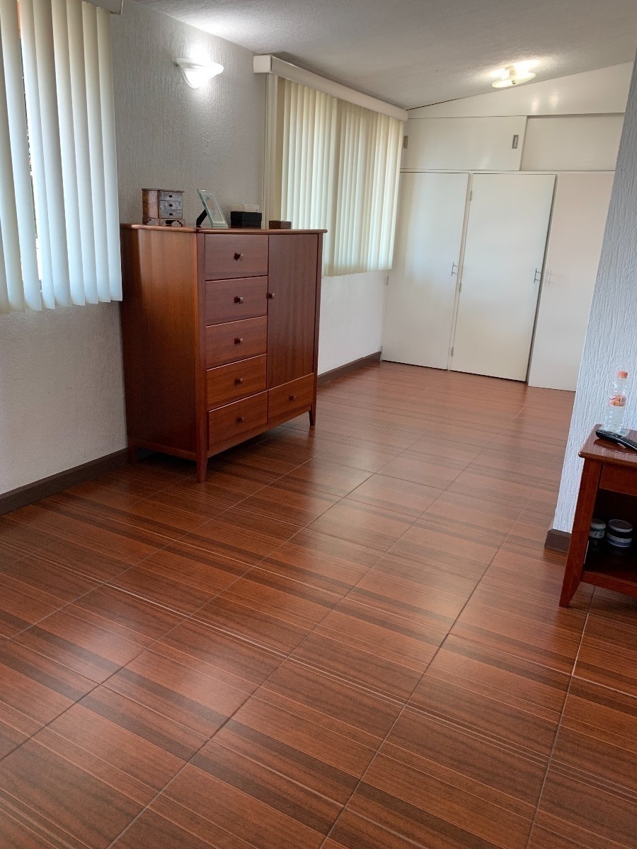 29 de 35: AMPLIO ESPACIO DE RECAMARA PRINCIPAL