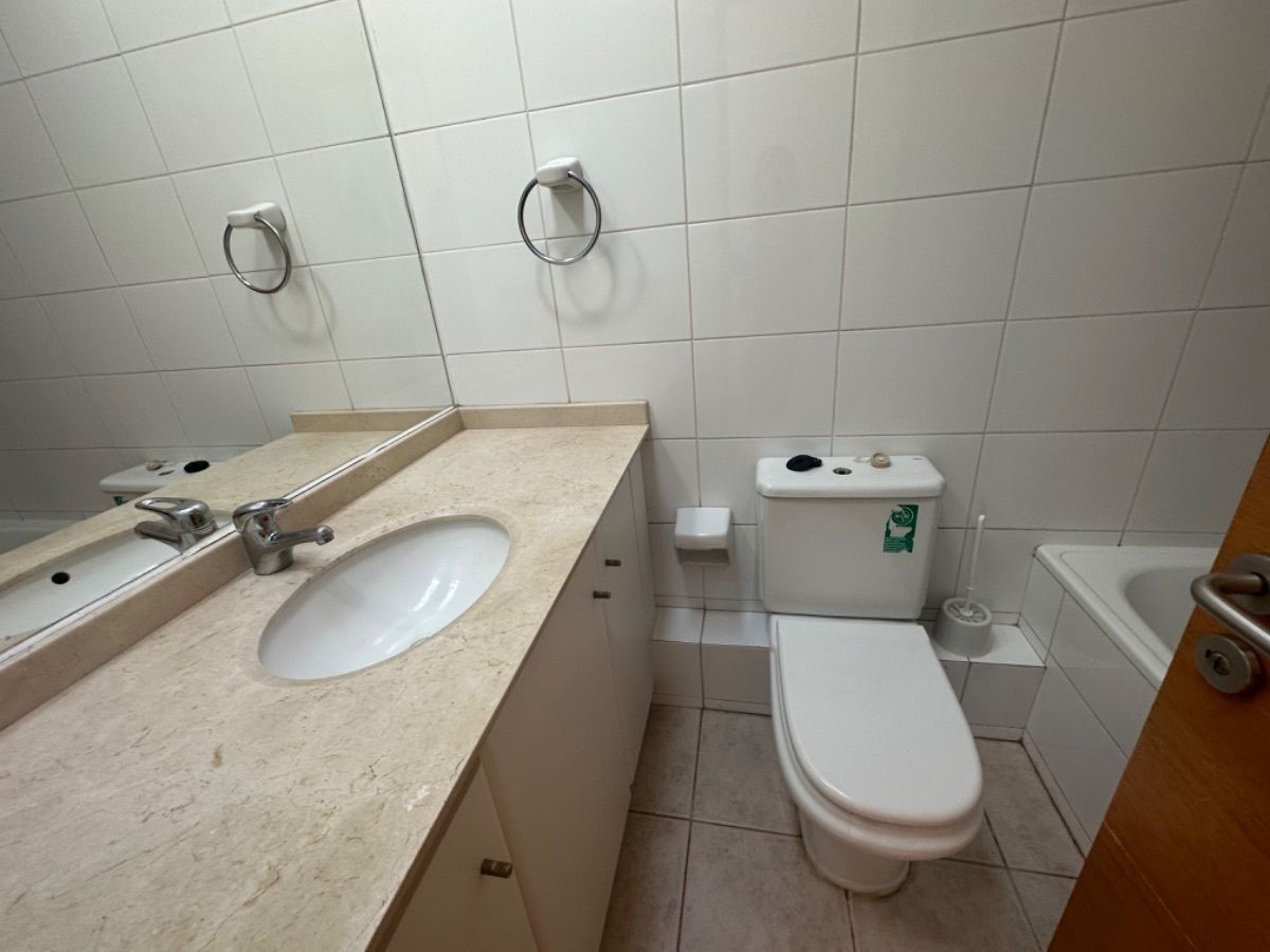 12 de 15: Baño 2