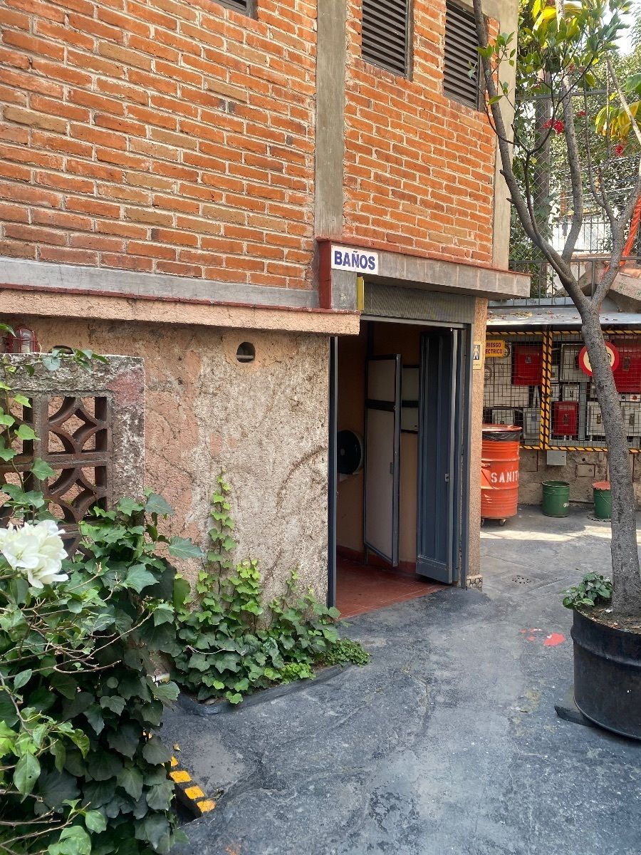 4 de 18
