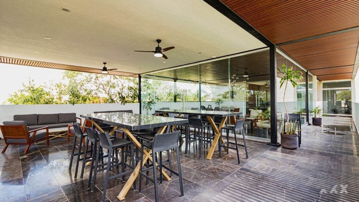 41 de 41: Salón de usos múltiples y terraza