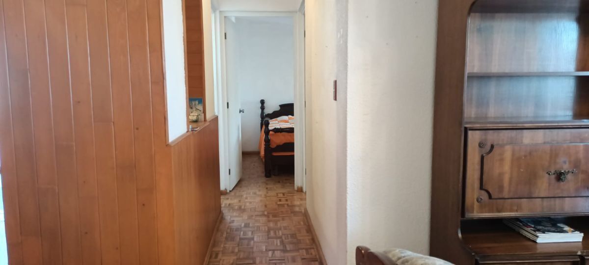 10 de 18: pasillo hacia recámara