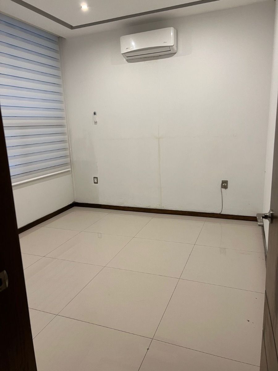 Casa em Virreyes Residencial, Zapopan, foto 8 de 10