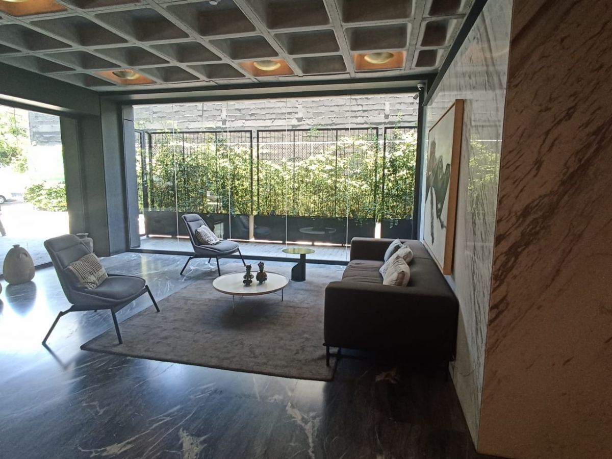 23 de 25: Lobby