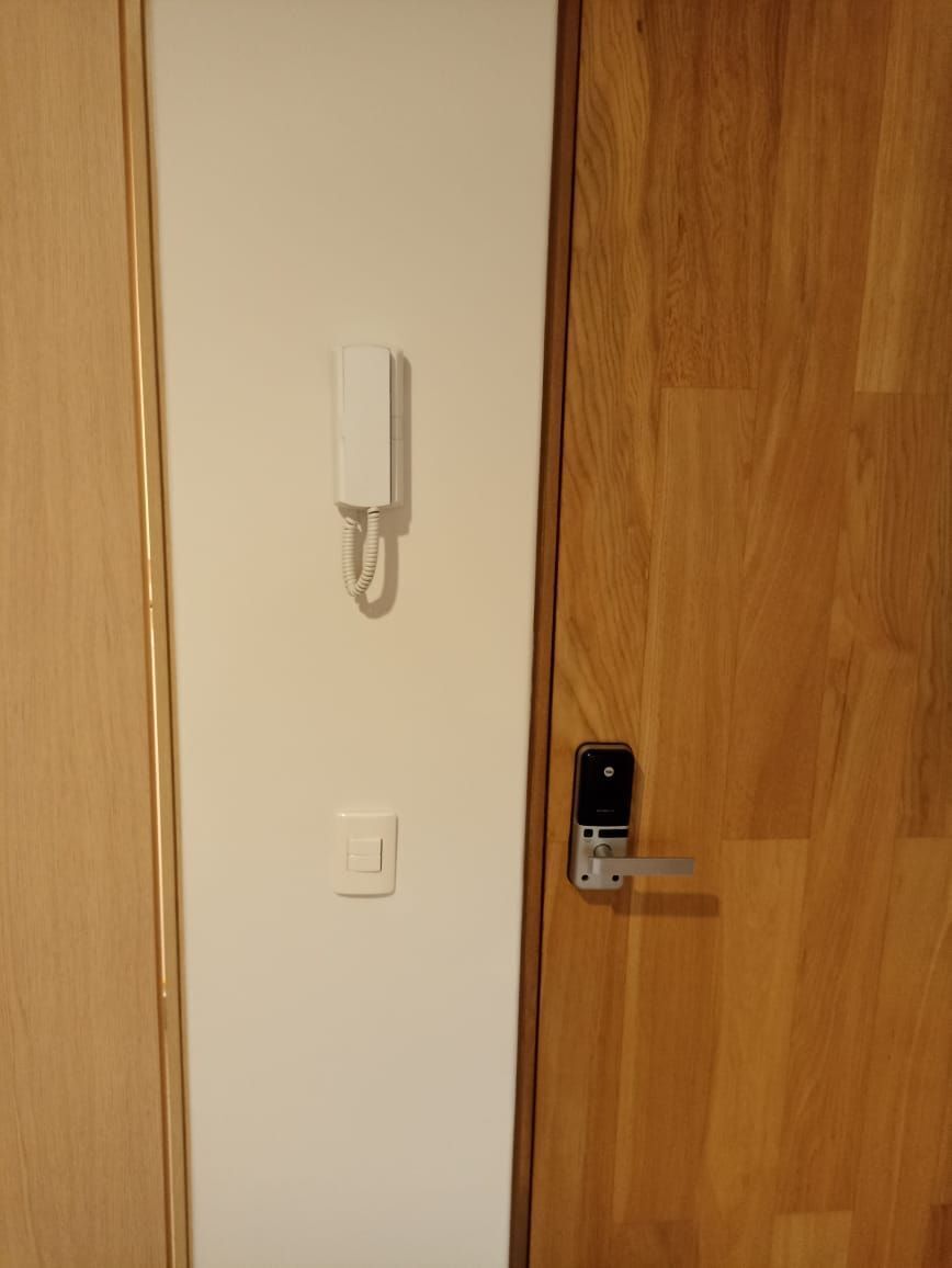 19 de 25: Interfon