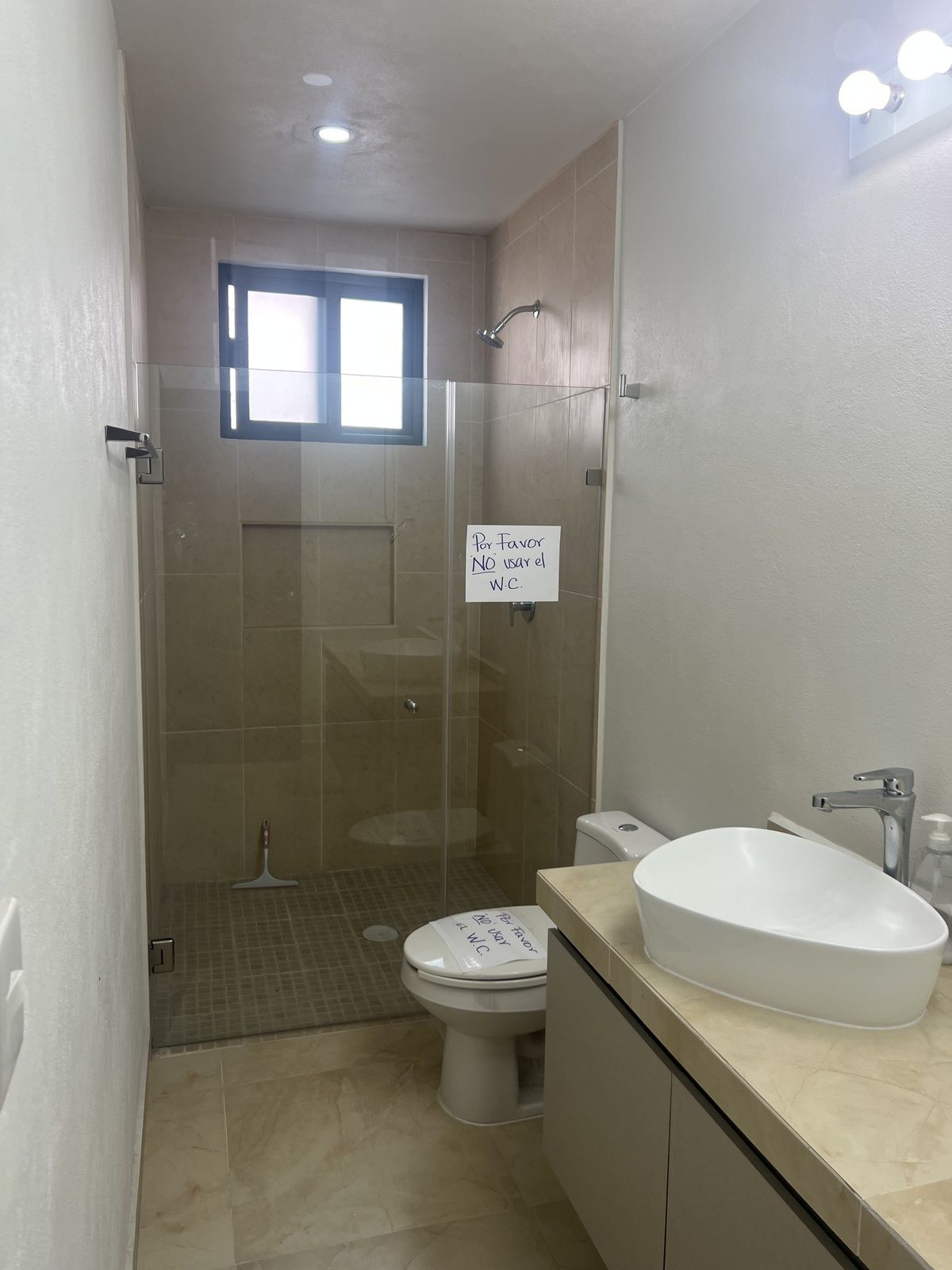 18 de 35: Baño de Rec sec