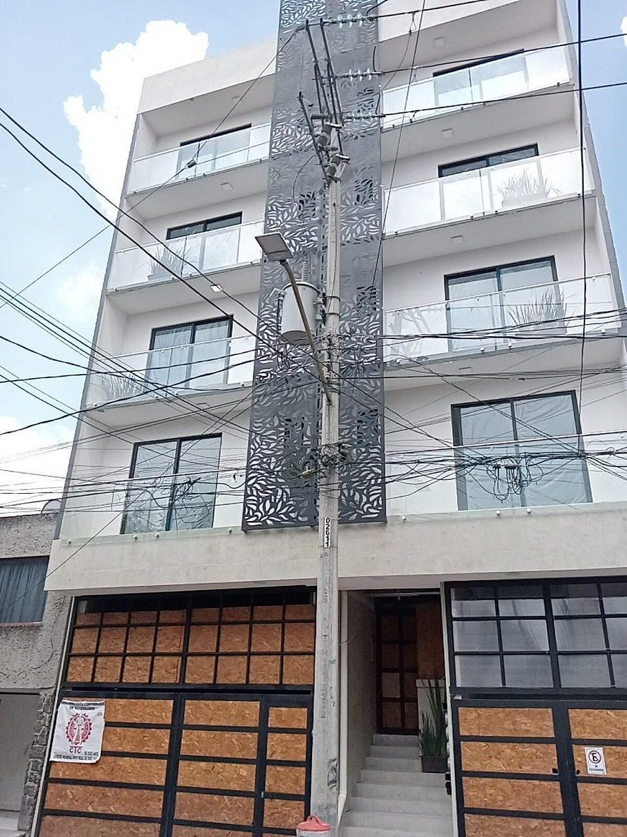 Apartment in Pedregal de Santo Domingo, Coyoacán, photo 2 of 18
