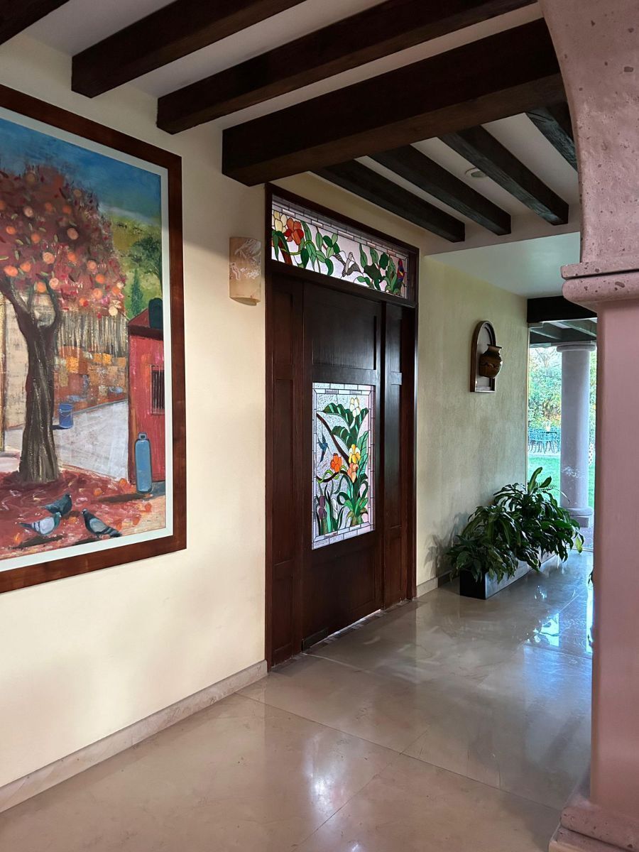 2 of 26: Puerta cocina