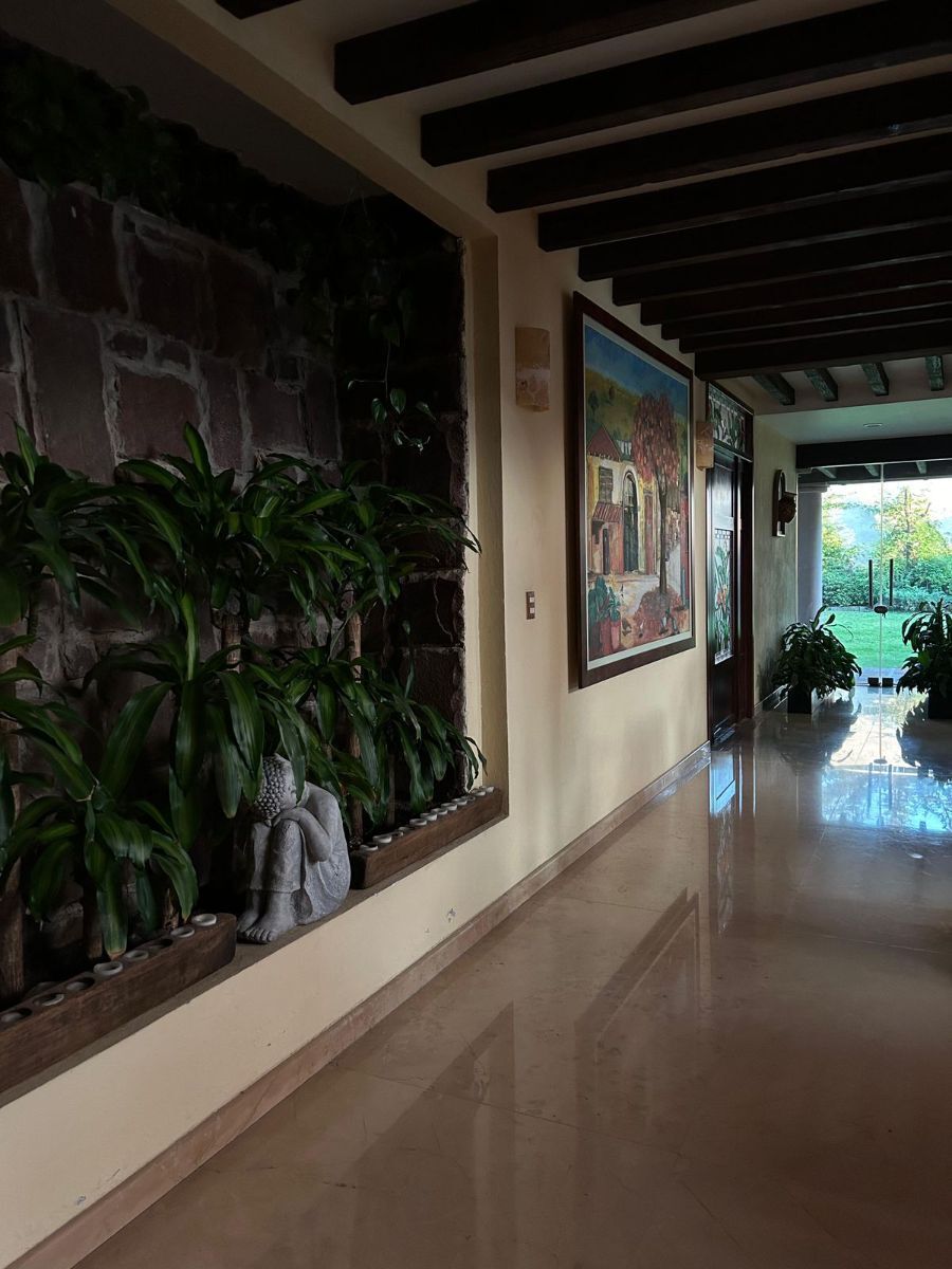 3 of 26: muro lloron