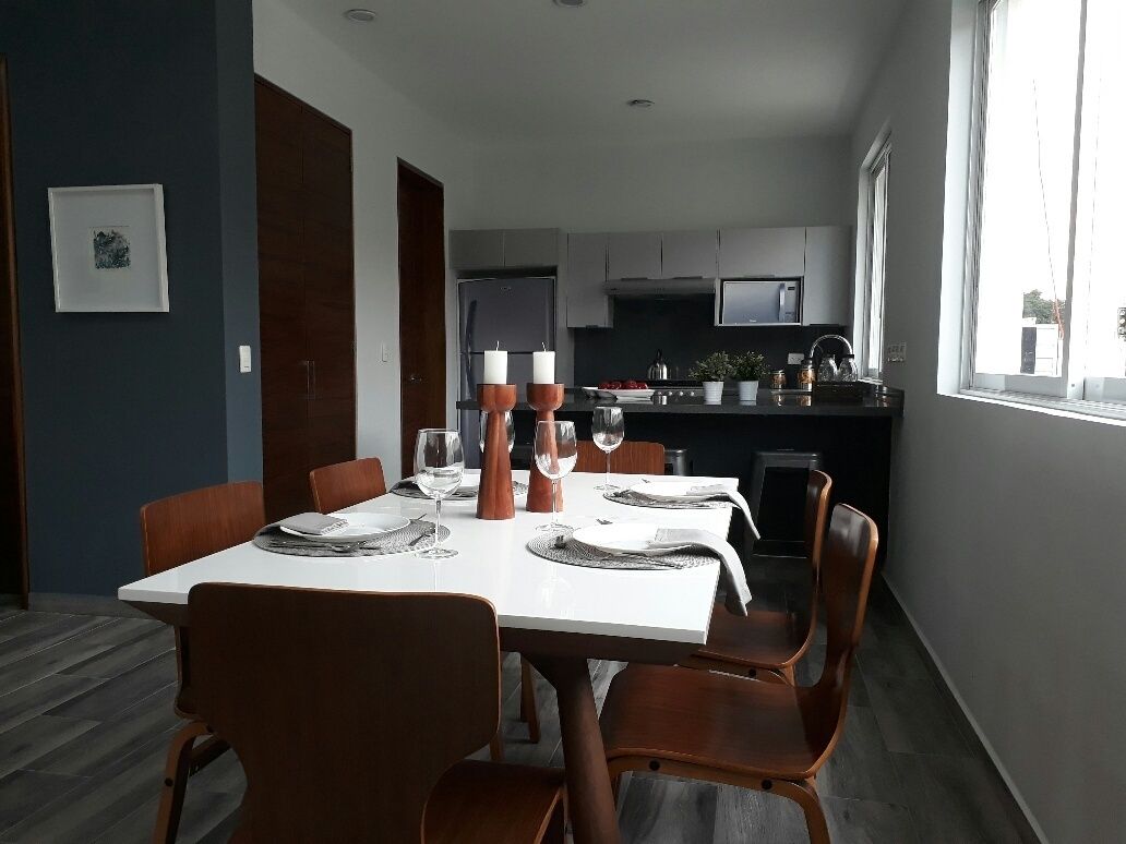 2 de 8: Comedor