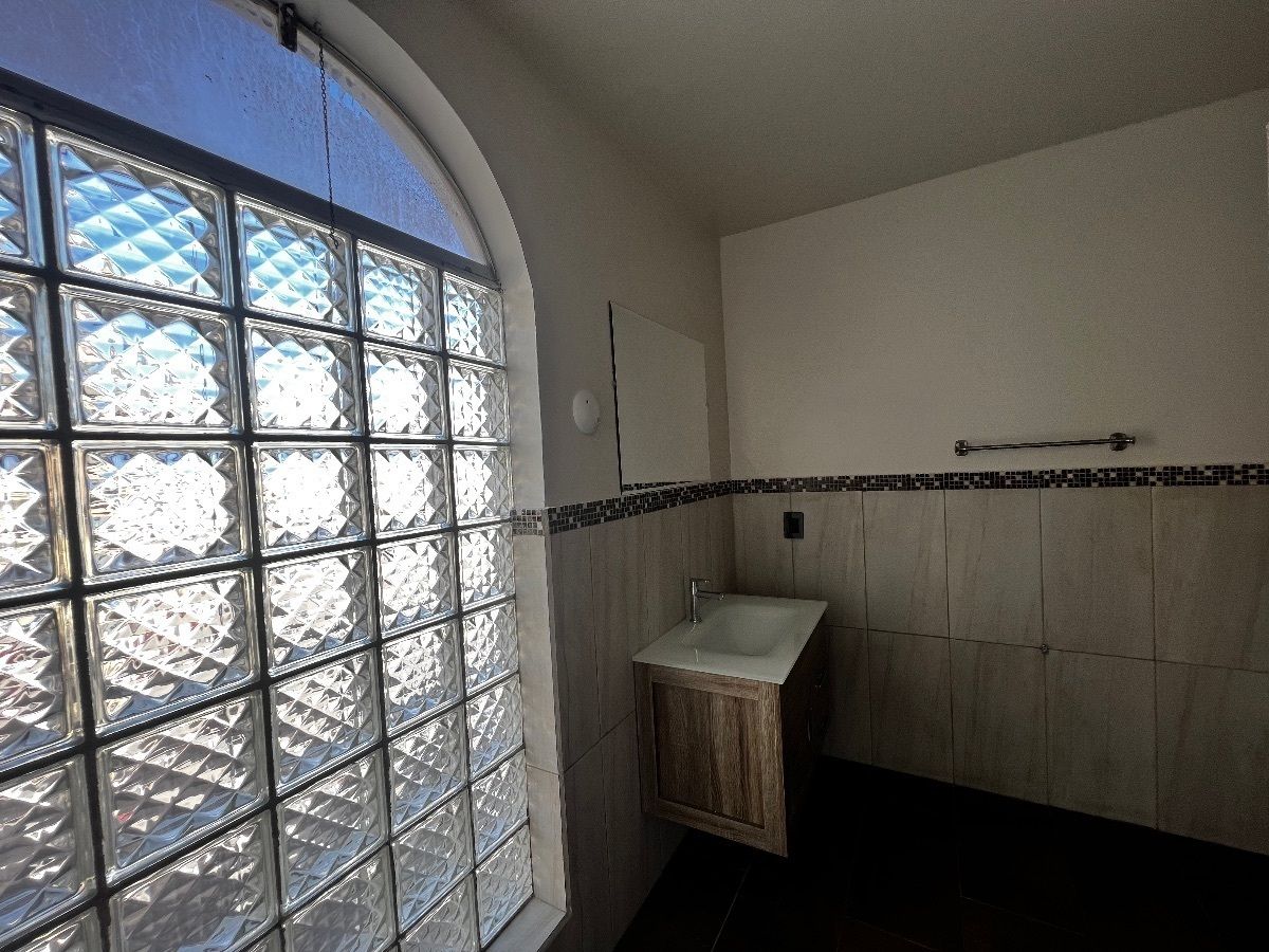 2 de 11: Baño rec ppal