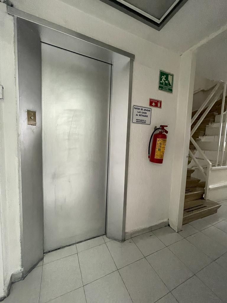 9 de 13: Elevador.