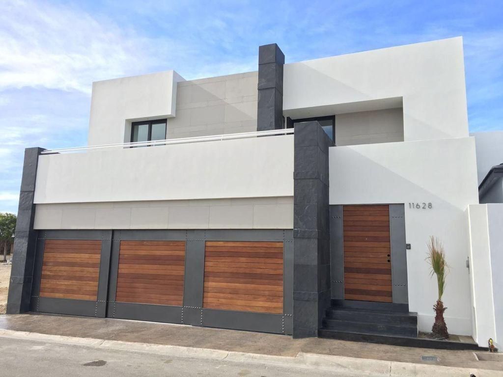 Residencia en VENTA en Priv. Don Juan, Hda. Agua Caliente - foto 1