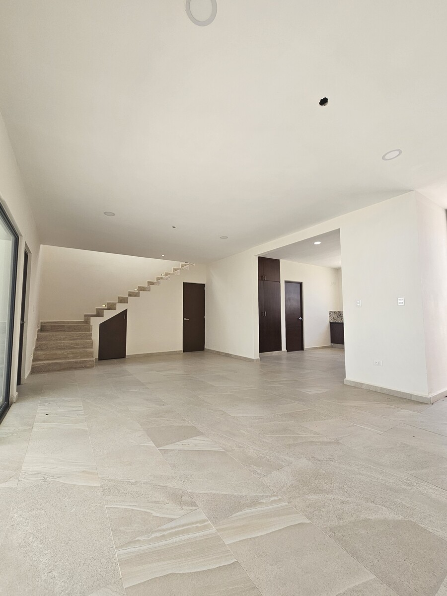 1 de 23: Sala y Comedor