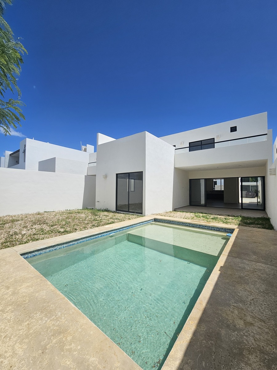 15 de 23: Fachada Posterior