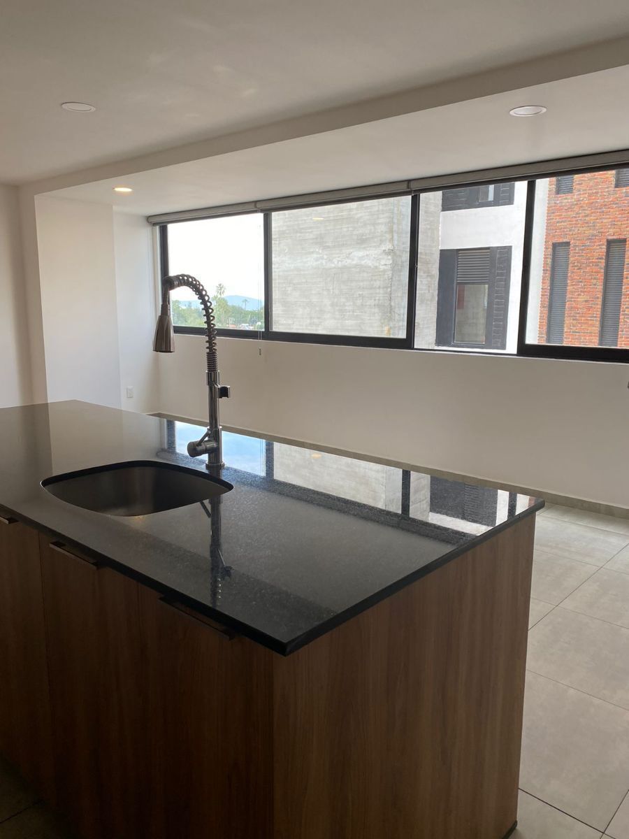 1 of 22: BARRA COCINA INTEGRAL
GRANITO SAN GABRIEL