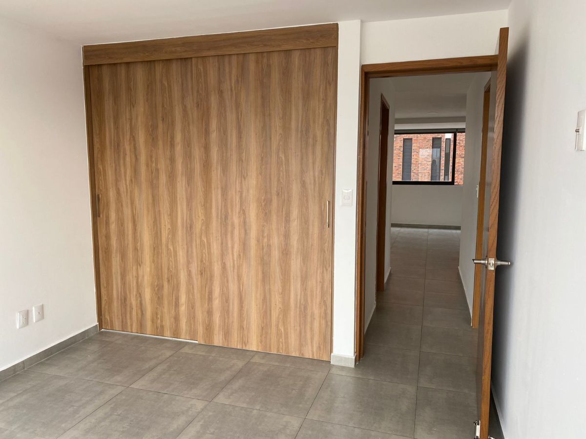 5 of 22: SEGUNDA RECAMARA
CLOSET DE PISO A TECHO