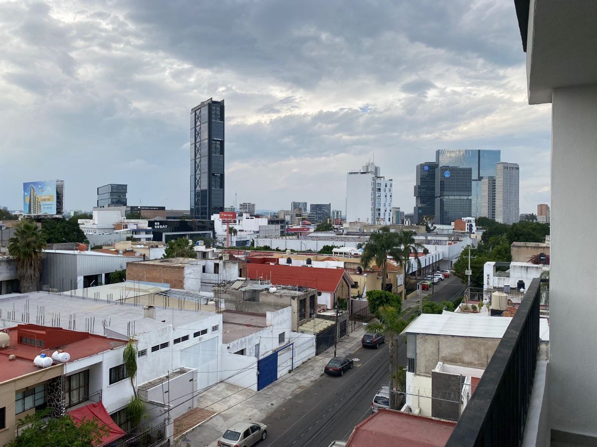 10 of 22: VISTA ZONA FINACIERA