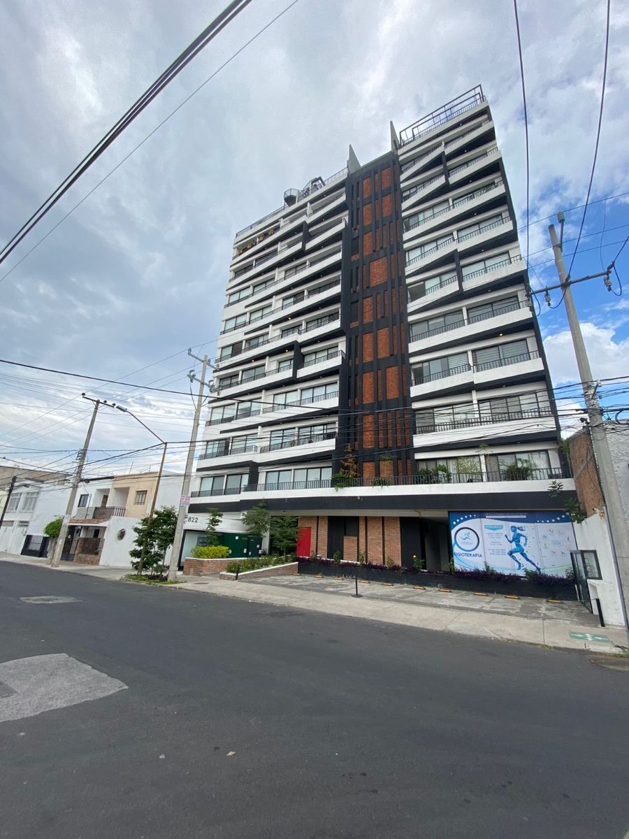 11 of 22: CENTRAL BALBUENA