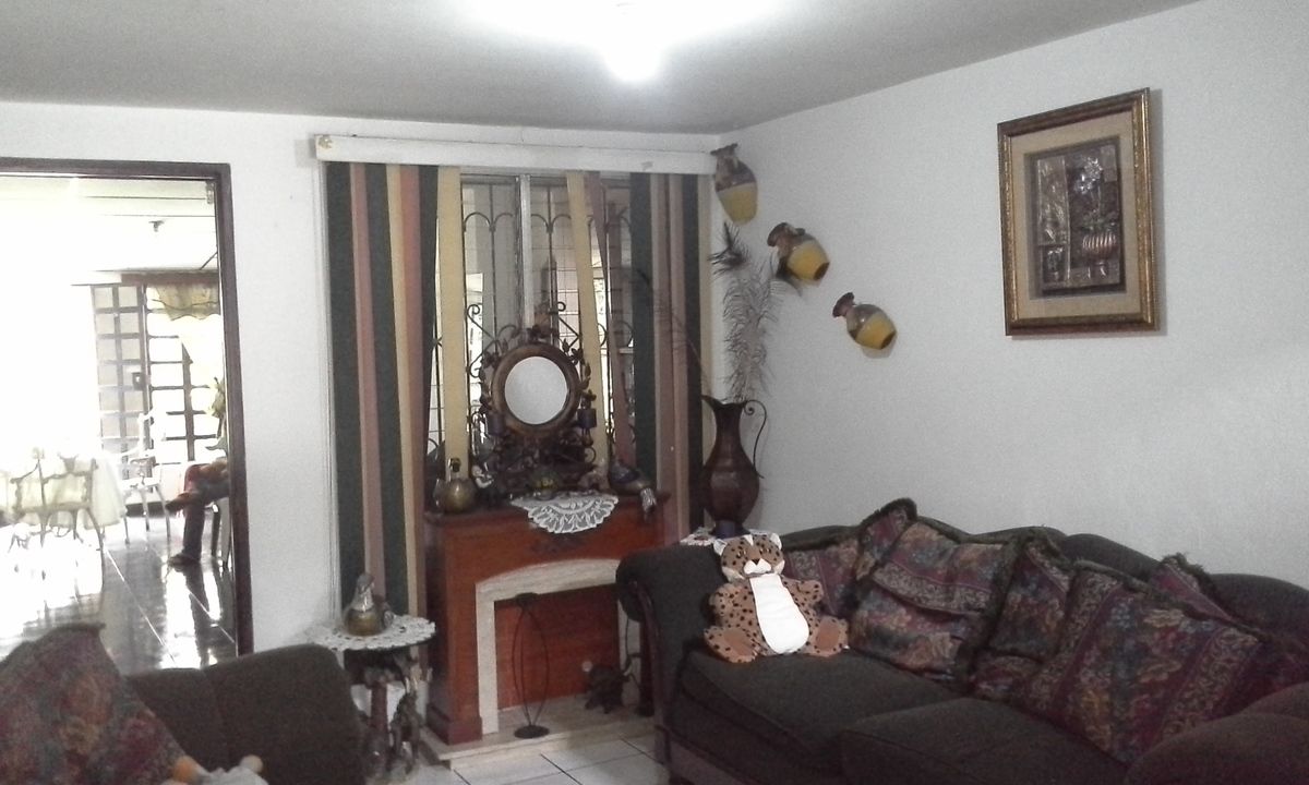 3 de 8